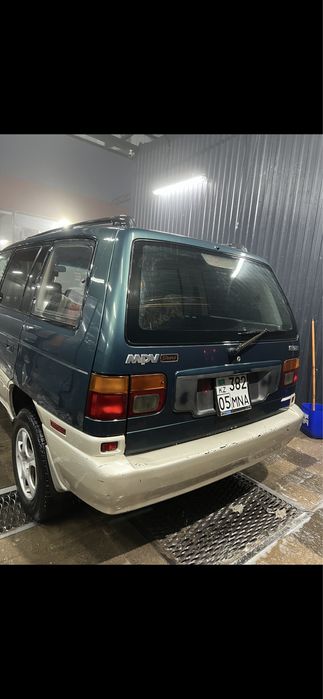 Продам машину мазда МПВ 96года