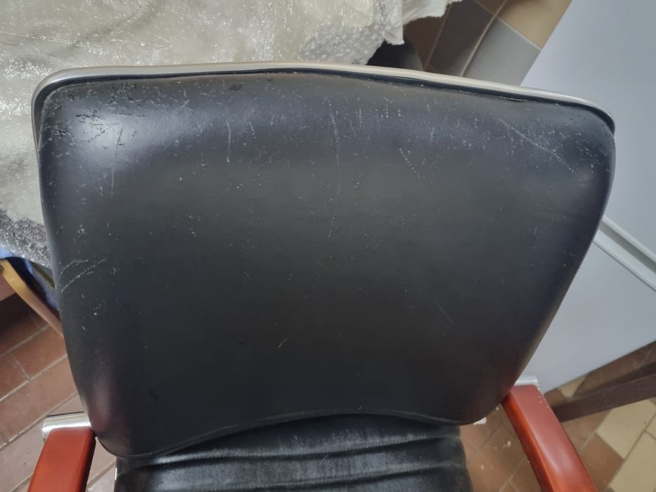 Офисное кресло б/у