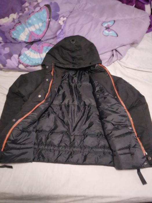 Geaca ieftin la 80 de lei