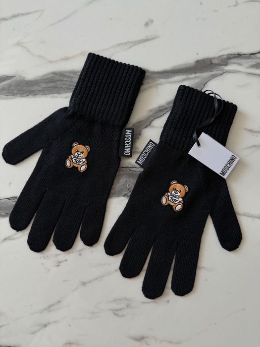 Дамски ръкавици Love Moschino