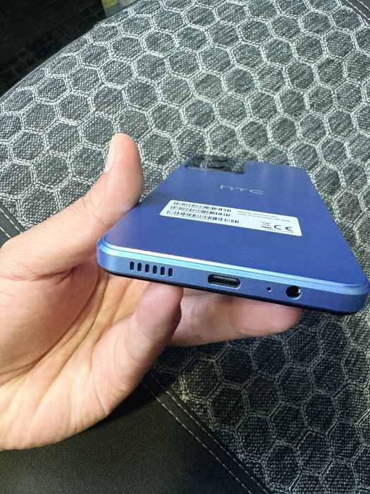 HYC E-5 4+4/64GB