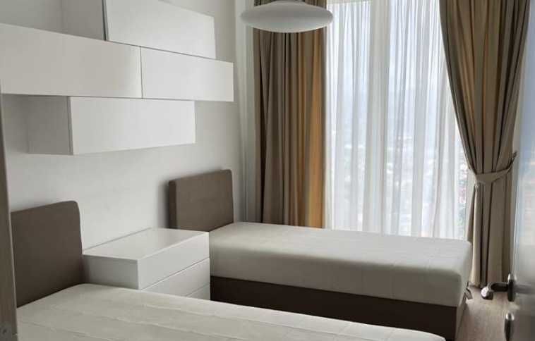 Дава се под наем Едностаен апартамент в Пловдив, Южен - 32 кв.м за 198.9 € - Снимка #2