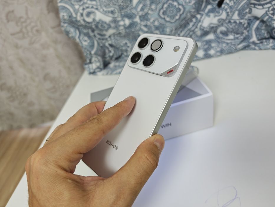 Honor WIN, 16/512, ca nou. 10000mAh, Vand/schimb
