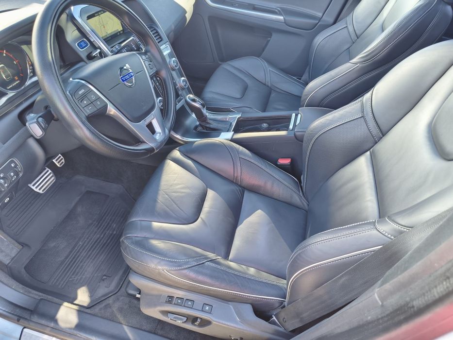VOLVO XC 60 /AN 2016/2.4 Diesel 190 CP/CUTIE AUTOMATA /TRACȚIUNE 4* 4