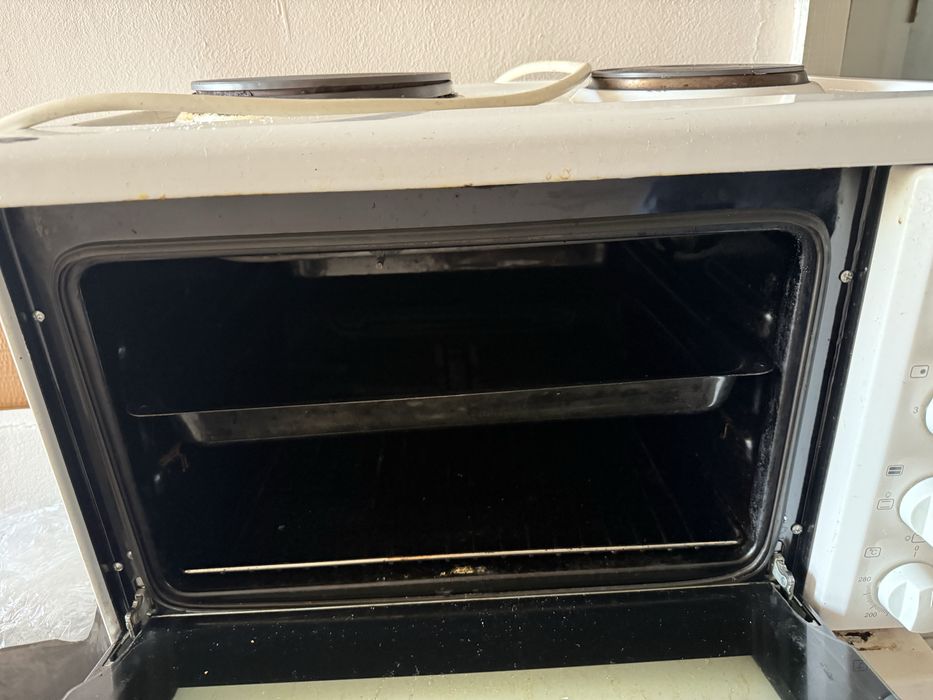 Фурна с котлони Дипломат