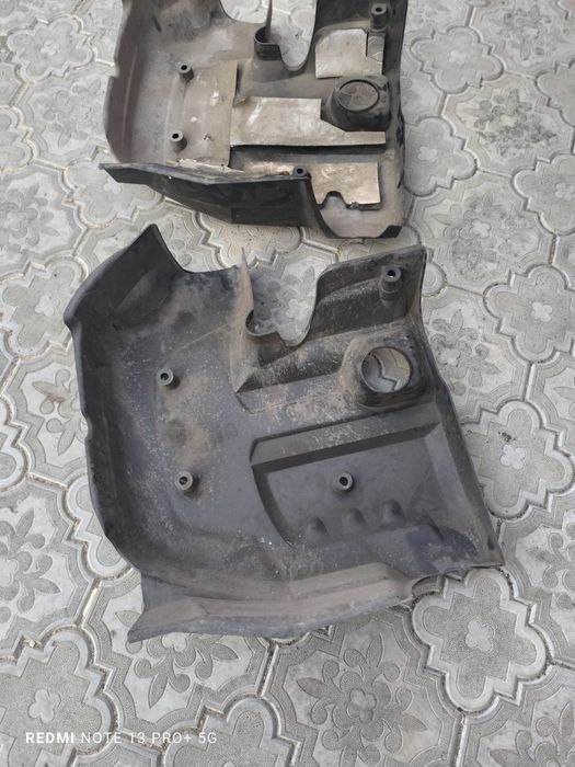 Пластиковая крышка двигателя Шеви