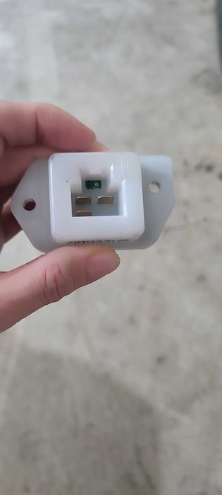 Реостат печки  Nissan juke