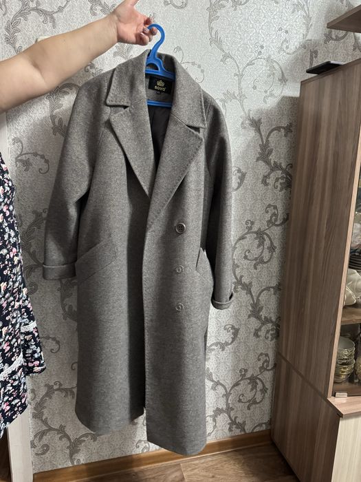 Пальто новое не ношенное от слова совсем