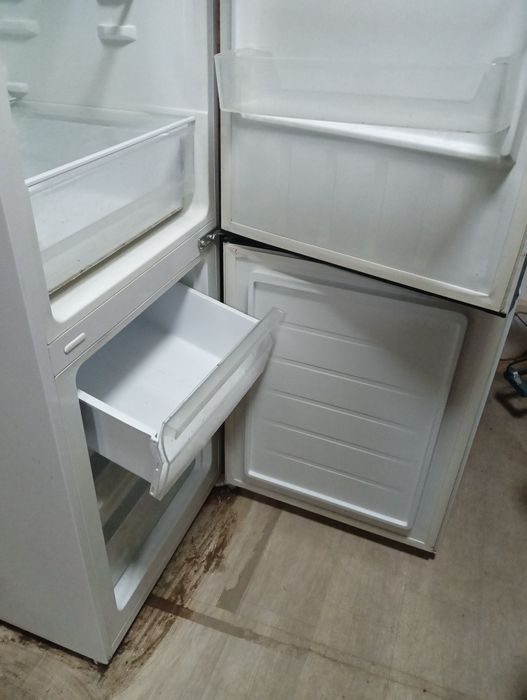 Продам холодильник DAUCHER. Полностью в исправном состоянии.