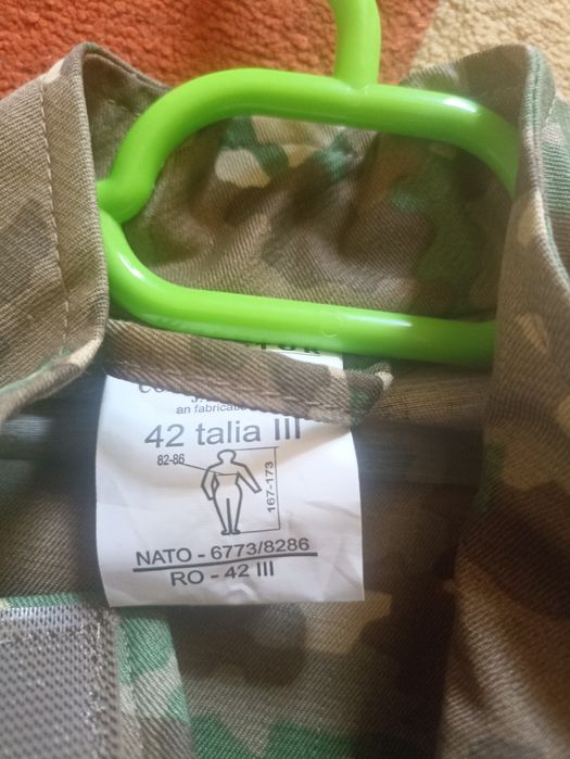 Vând ținută combat noua ,42/3