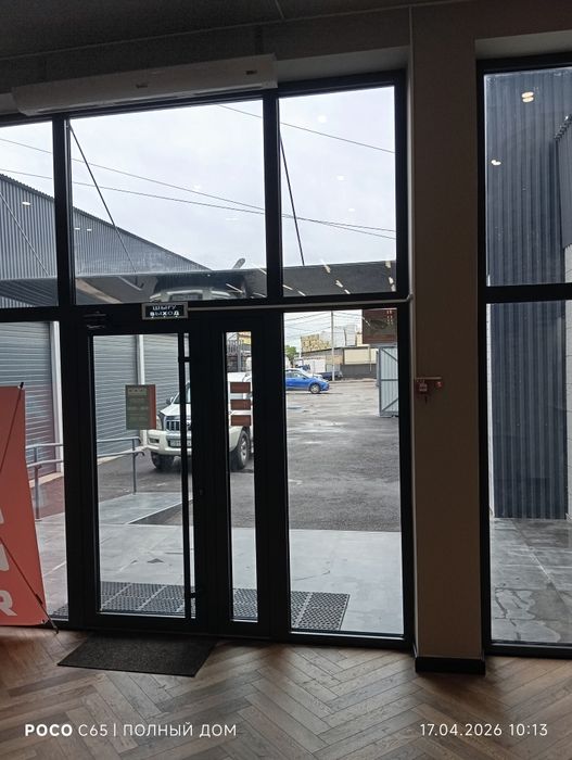 Сдам коммерческое помещение