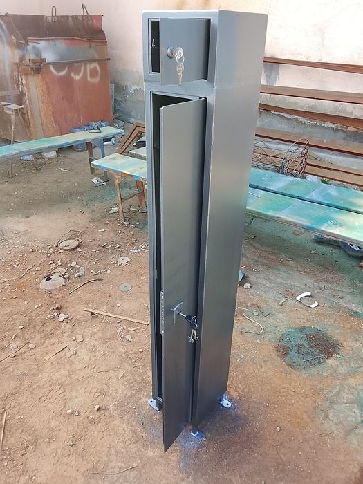 Сейф сотилади биринчи кул