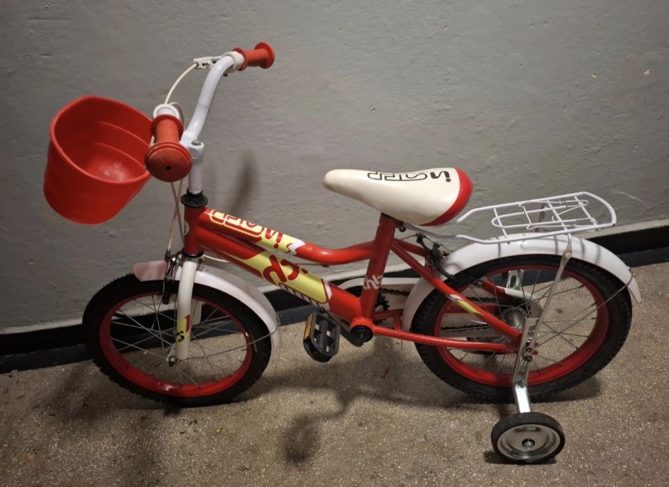 Vând bicicletă copii
