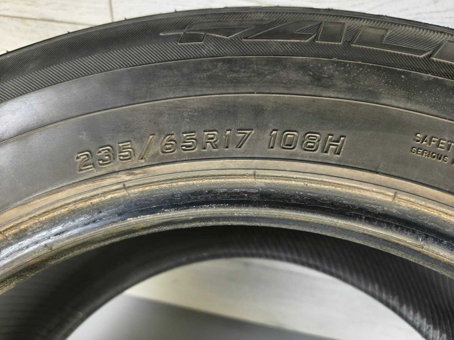 Anvelope 235/65 R17, iarna, Falken