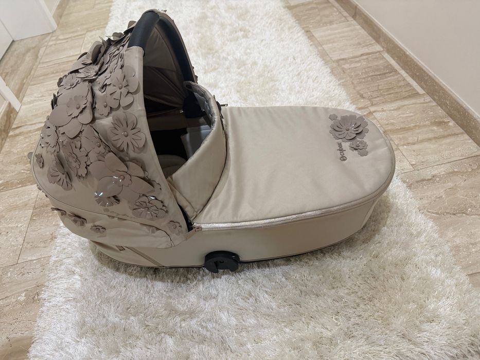 Кош за новородено Cybex Mios Lux New Generation SIMPLY FLOWERS