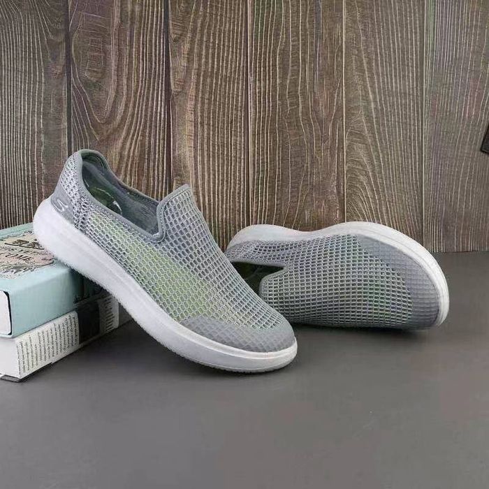 Skechers лучшая мужская обувь на весну и на лето