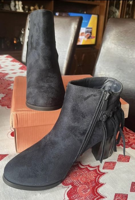 Botine cu toc gros