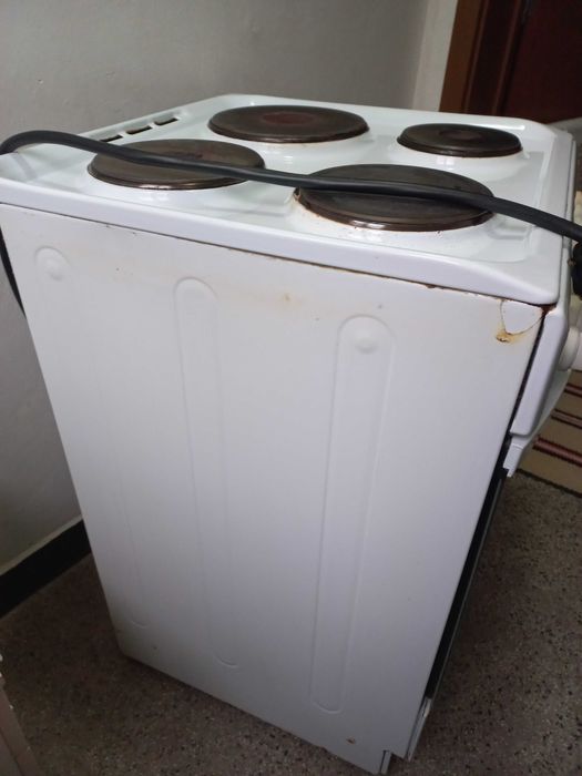 Готварска печка indesit