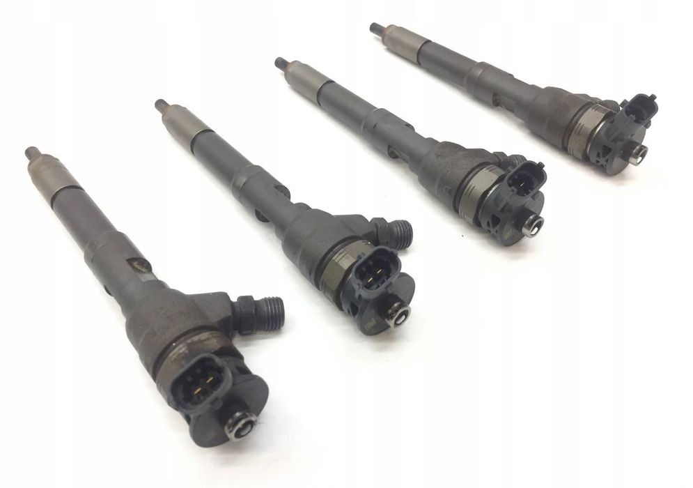 Injector Renault Kangoo 1.5 DCI cod 0445110485