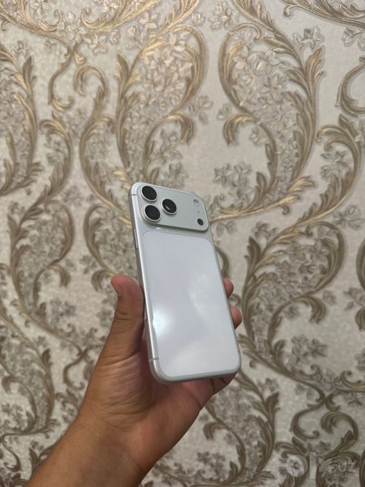 Iphone 17 Pro Max Apple Storedan olingan