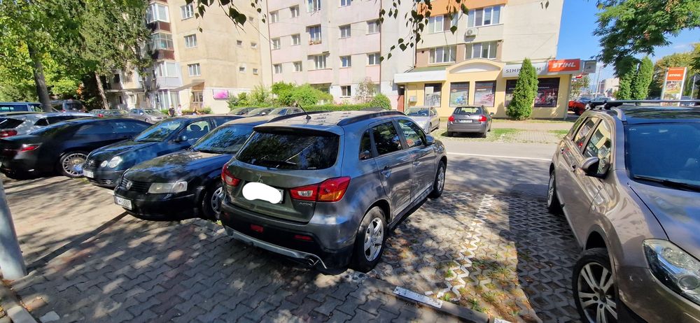 Vând Mitsubishi ASX 1.8 DI-D 4WD Instyle – 2011