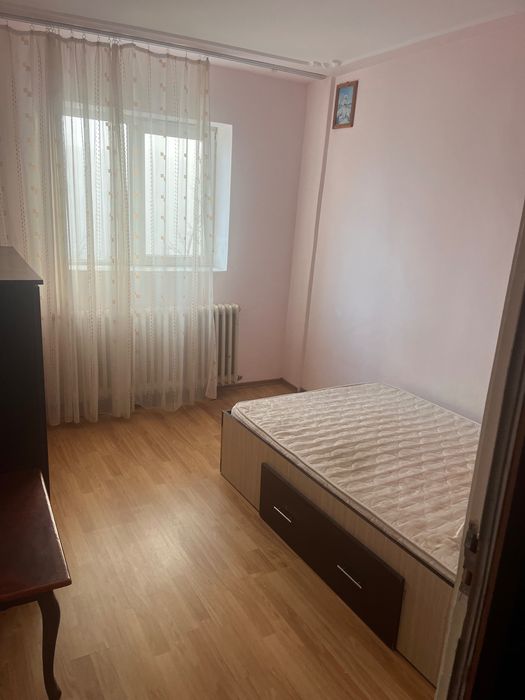 Închiriez cameră Rond Dacia
