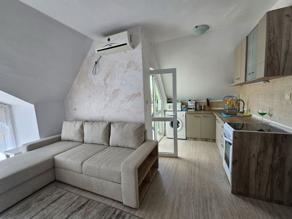 Апартамент под наем - първа линия с.Равда