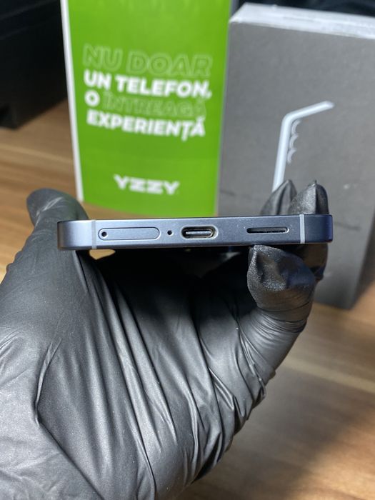 Samsung Galaxy s25 • 256 GB • Blueblack