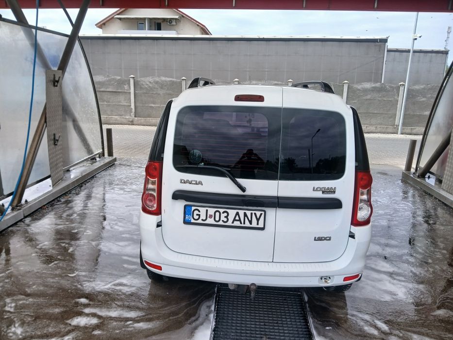 Vând Dacia Logan Mcv 1,5dci