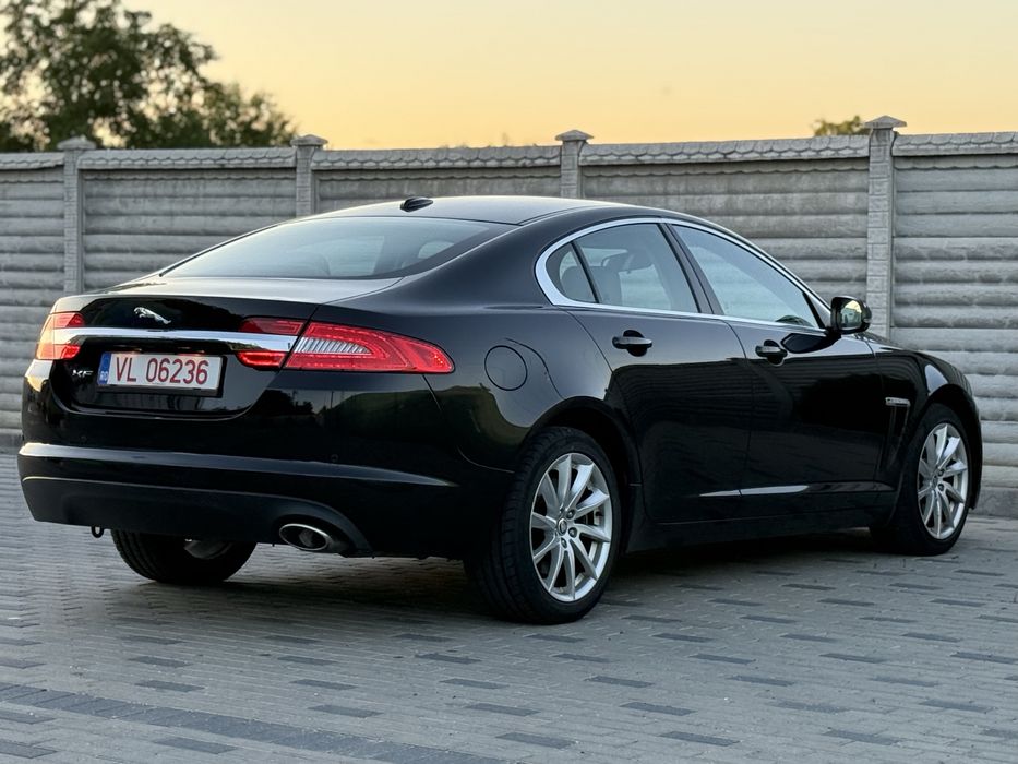 Jaguar XF Premium Luxury 2.2 D 190CP Automat Piele BiXenon GARANTIE 12 Luni Posibilitate Rate
