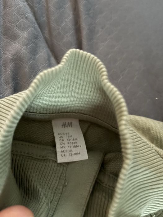 trening H&M unisex 12-18 luni