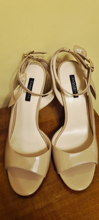 Босоножки натуральная кожа