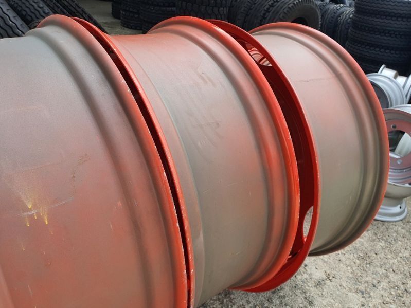 Jante de u650 tractor Romanesc pe spate R38 compatibil 14.00-38 WYZM