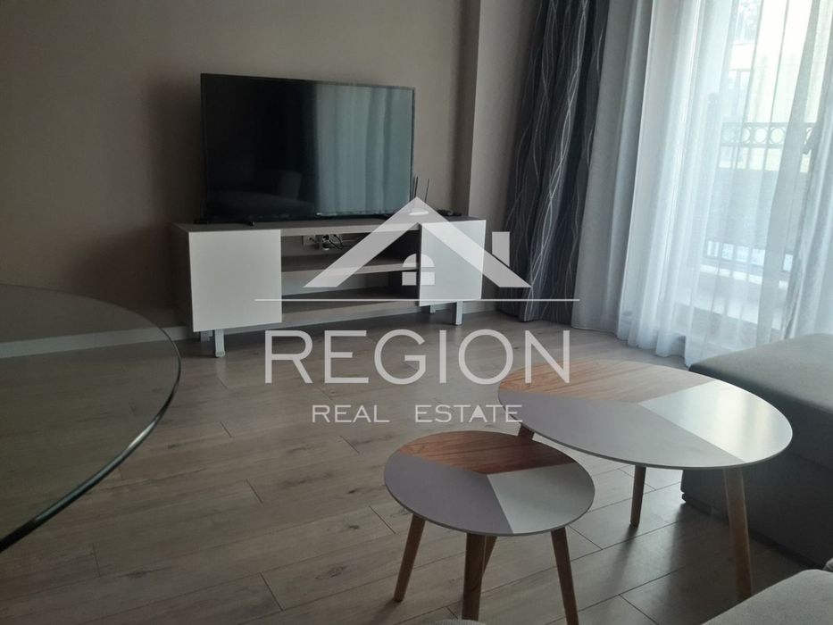 Дава се под наем Двустаен апартамент в Варна, Център - 55 кв.м за 80 € - Снимка #5