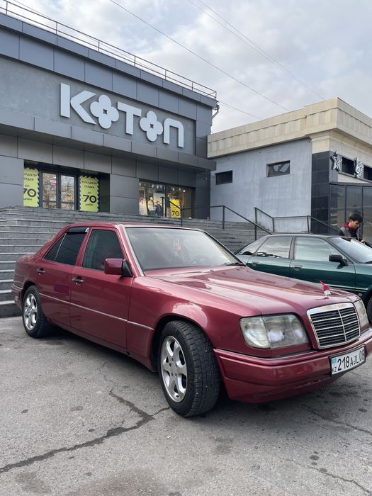 W124 e220 продается газ/бензин