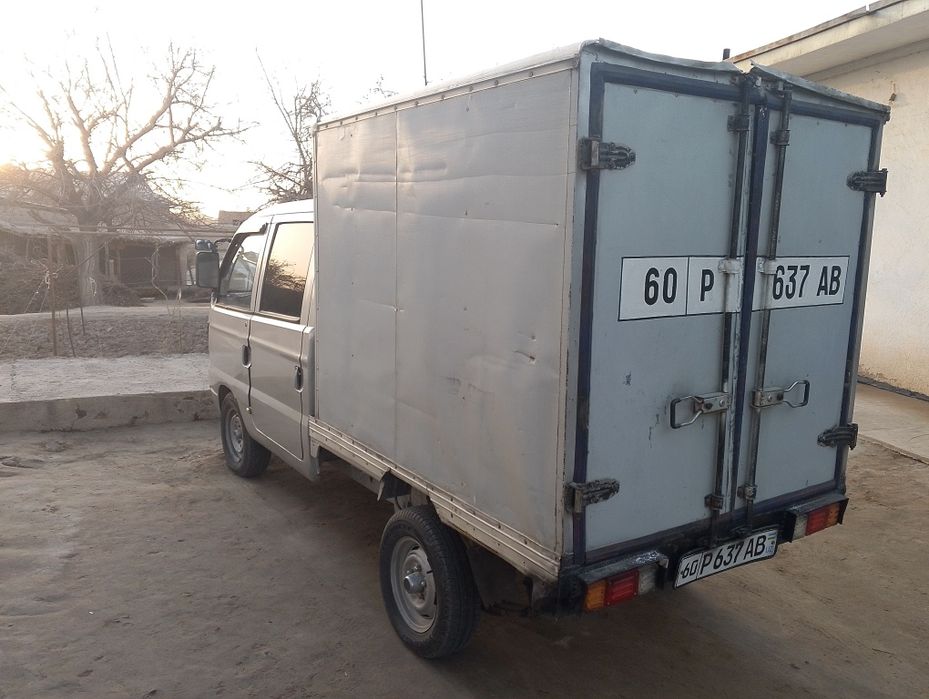 Хитой лабо сотилади