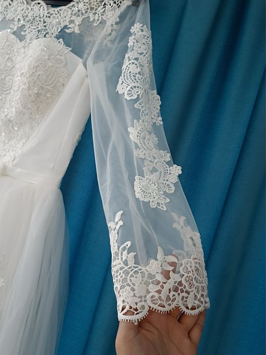 Продам свадебное платье с фатой