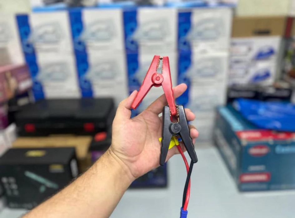 Дигитално стартерно устройство Батерия  с компресор