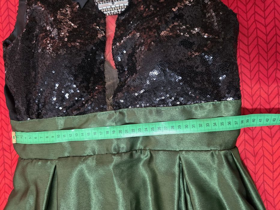 Rochie de ocazie cu paiete