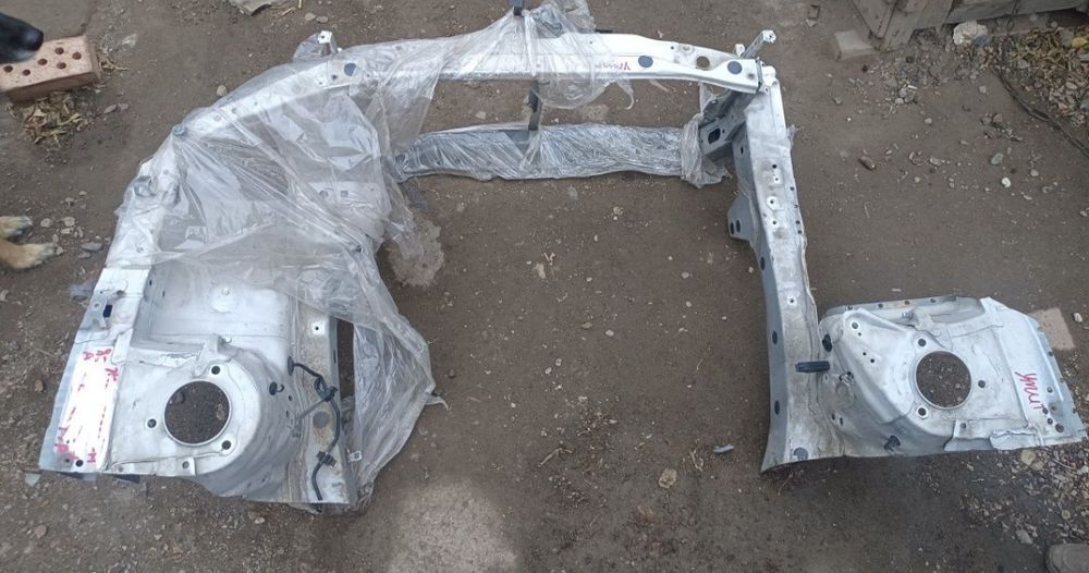 Продам морду ноускат камри 40 , 45