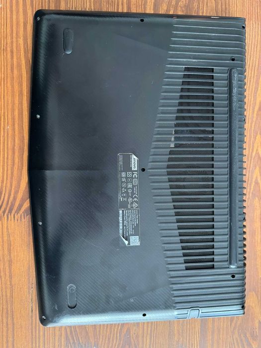 Laptop Gaming Lenovo Legion Y520 | i5-7300HQ | GTX 1050 2GB | 8GB RAM