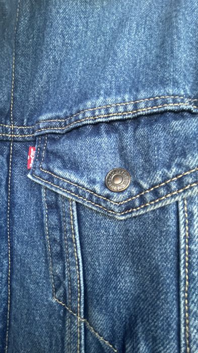 Geacă Levi’s lungă din blugi, cu căptușeală sherpa – damă