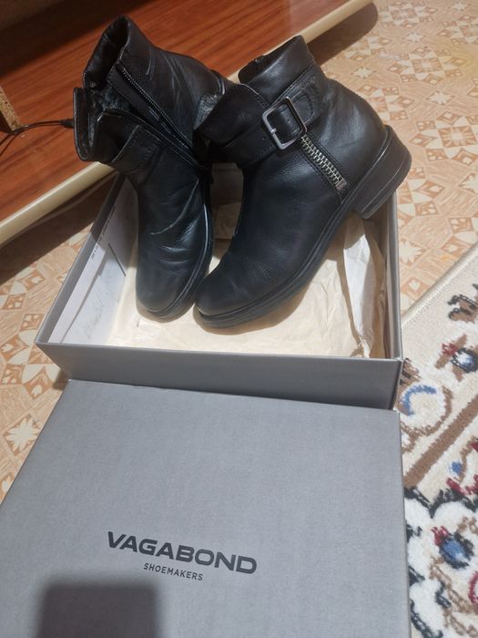 Продам сапоги 37 размера кожа