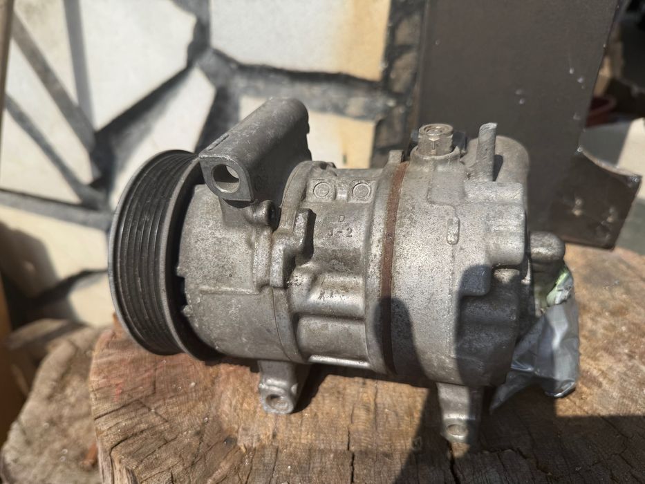 Компресор климатик Пежо/Ситроен