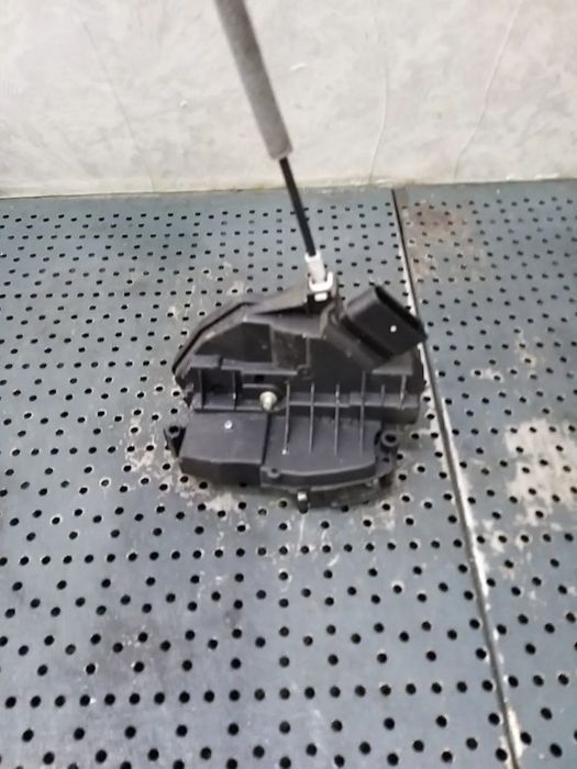 Broasca usa dreapta spate ford focus 3 cb8 bm5aa26412bc