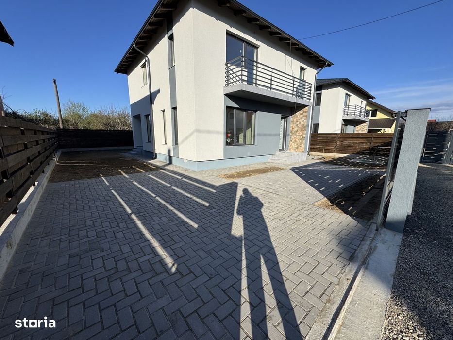 Case noi-individuale in complex nou-Pasarela stefanesti