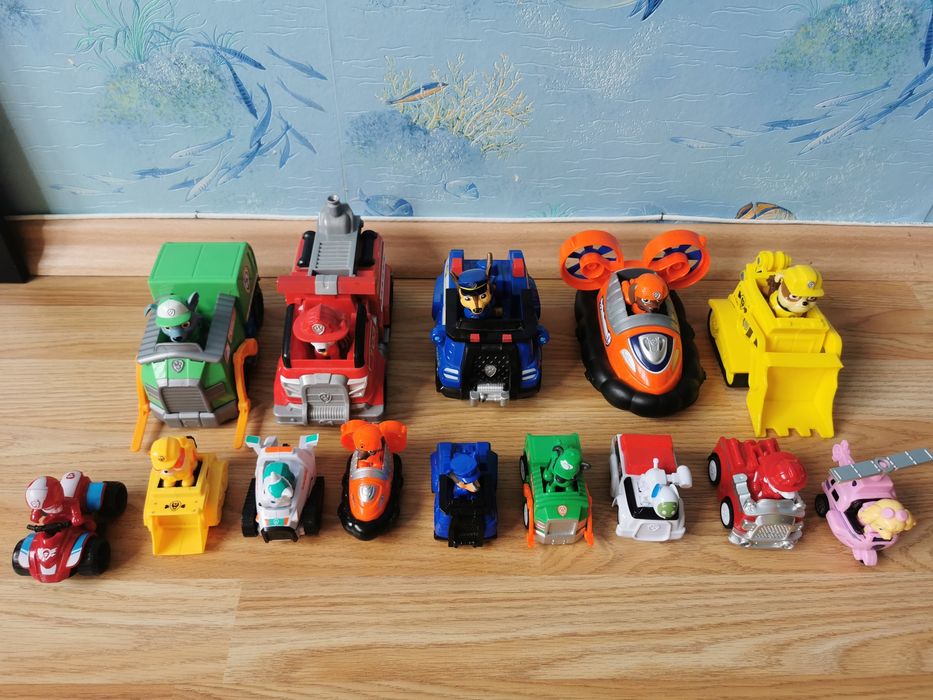 Колички и кученца Пес патрул