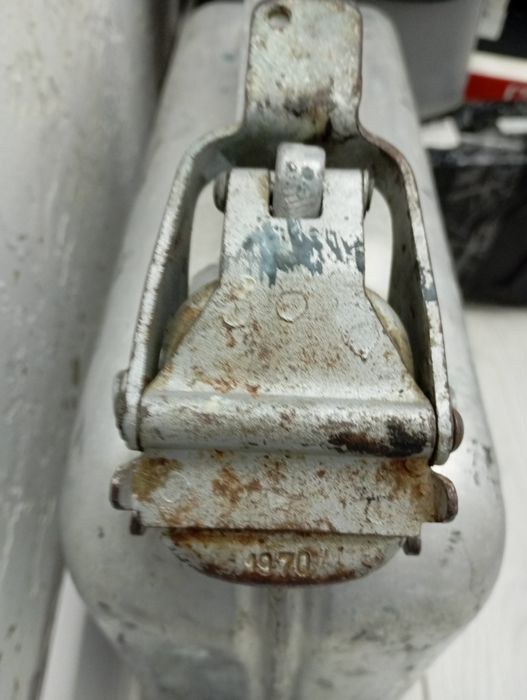 Продам 10 литров алюминий произвоство СССР кайнистра 10 литров.