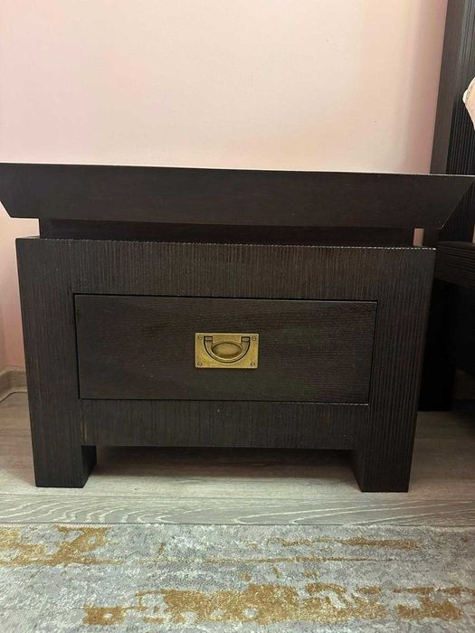 Vănd pat cu noptier, comodă și somieră