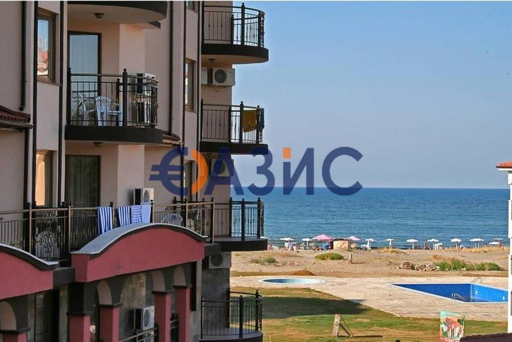 Продава се Хотел в Царево - 11365 кв.м за 463 €/кв.м - Снимка #9